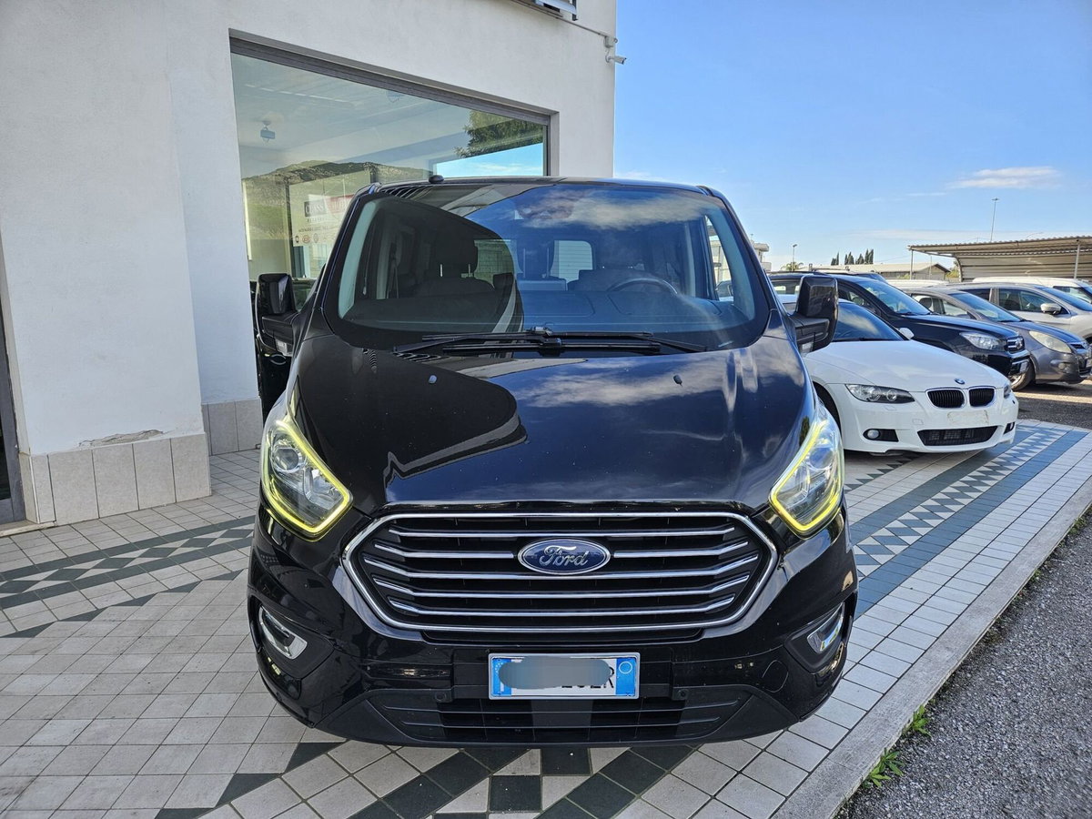 Ford Tourneo Custom 310 2.0 TDCi 170CV aut. PL Titanium (2)