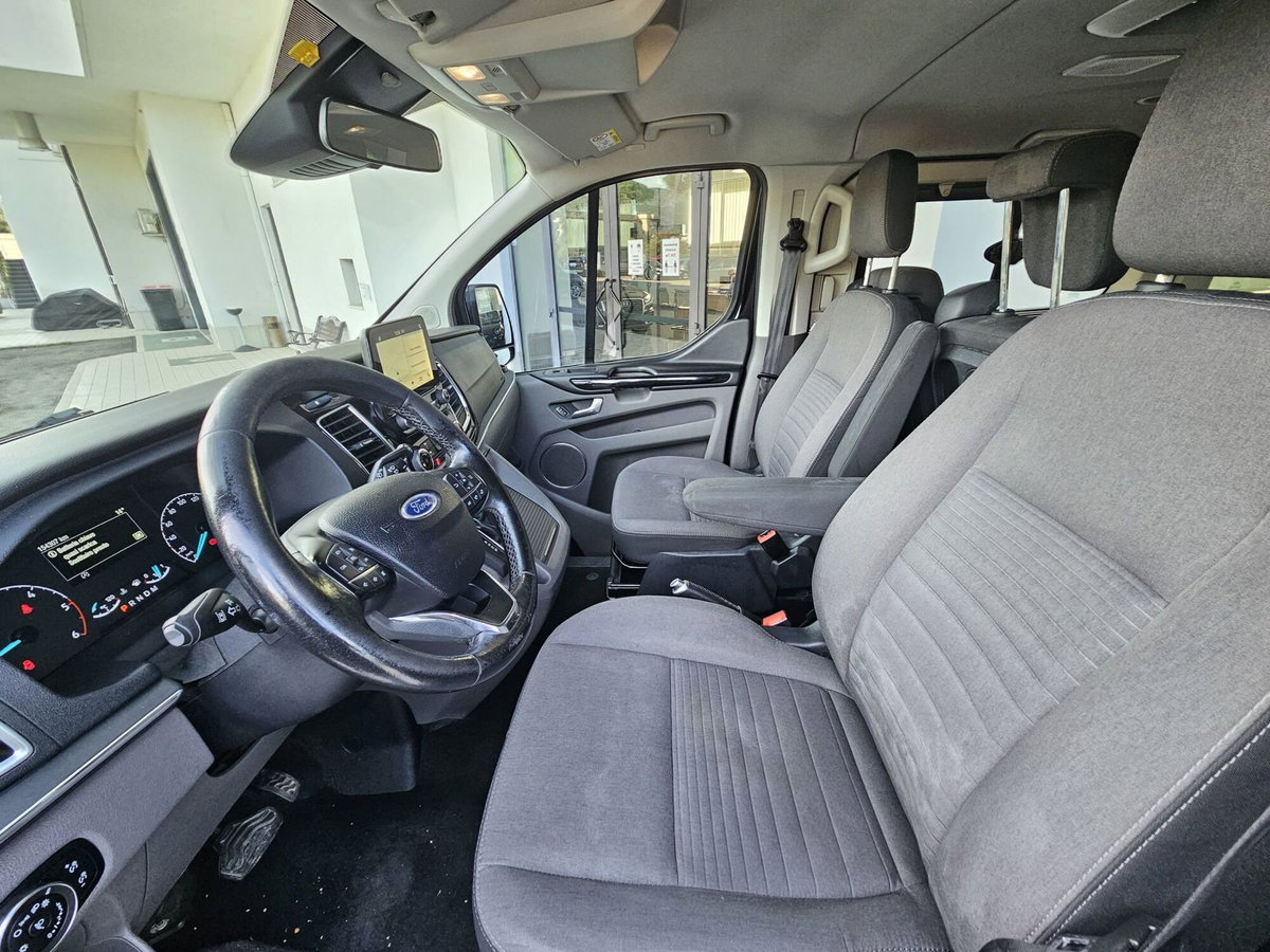 Ford Tourneo Custom 310 2.0 TDCi 170CV aut. PL Titanium (5)