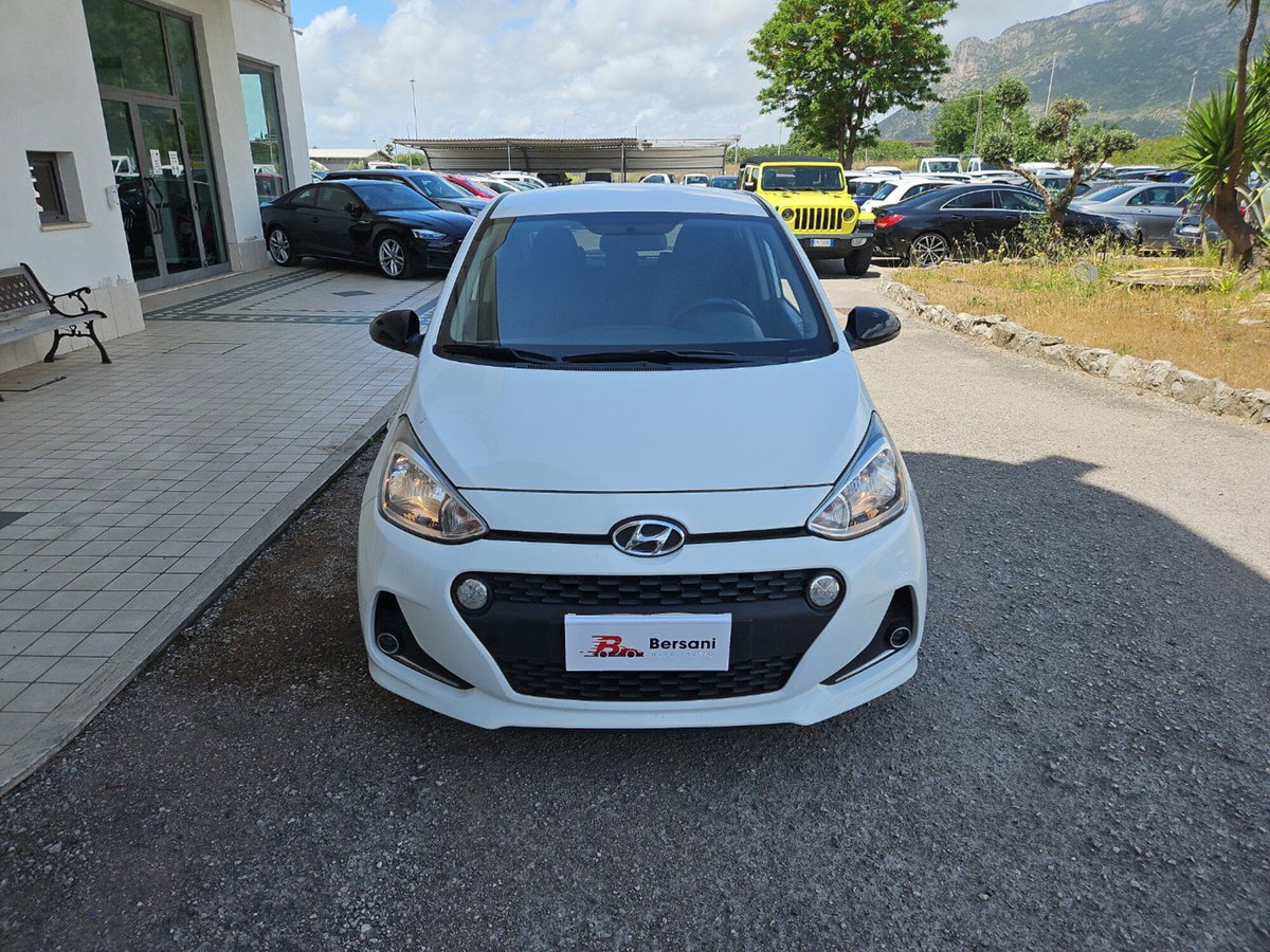 Hyundai i10 1.0 MPI AT Prime (2)