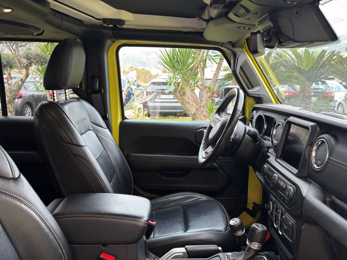 Jeep Wrangler Unlimited 2.0 PHEV ATX 4xe Sahara (9)