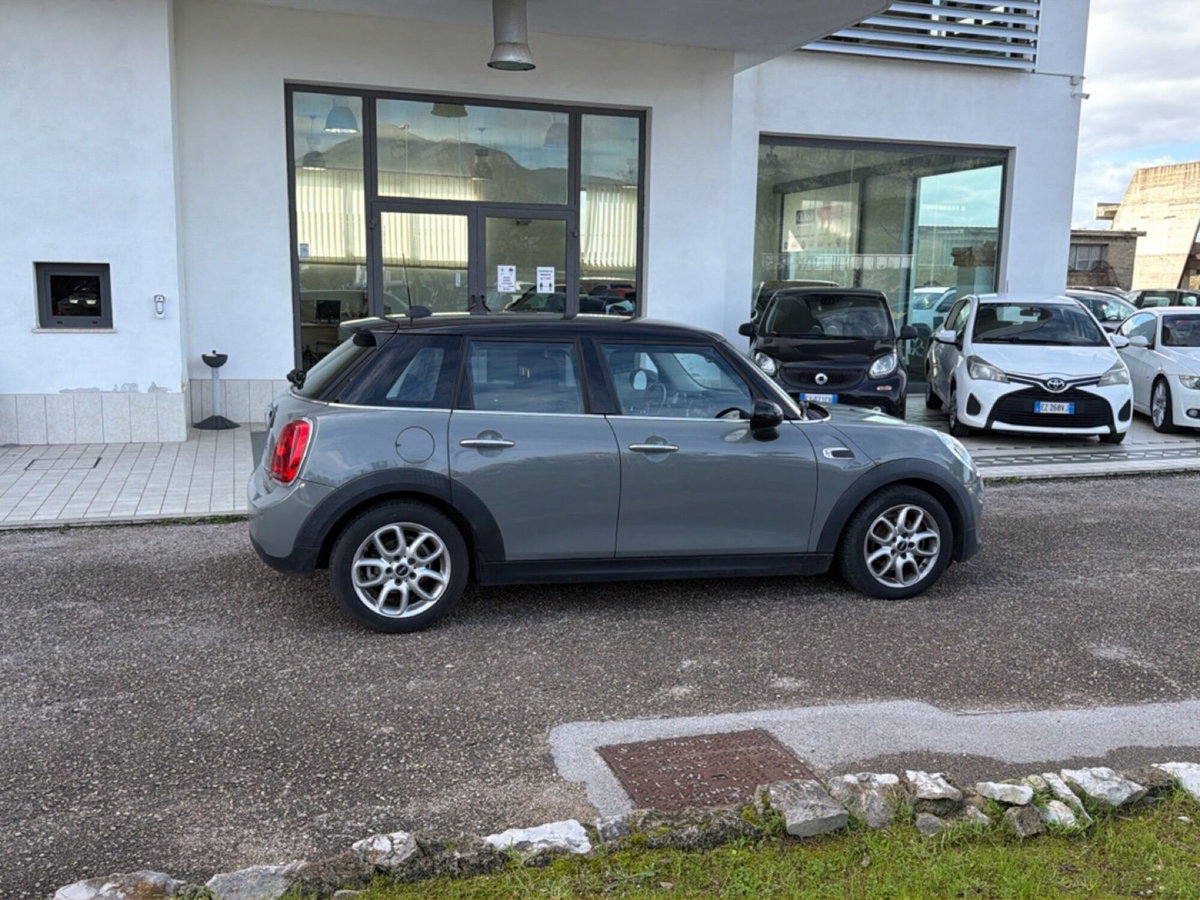MINI Mini 1.5 Cooper D Business XL (14)