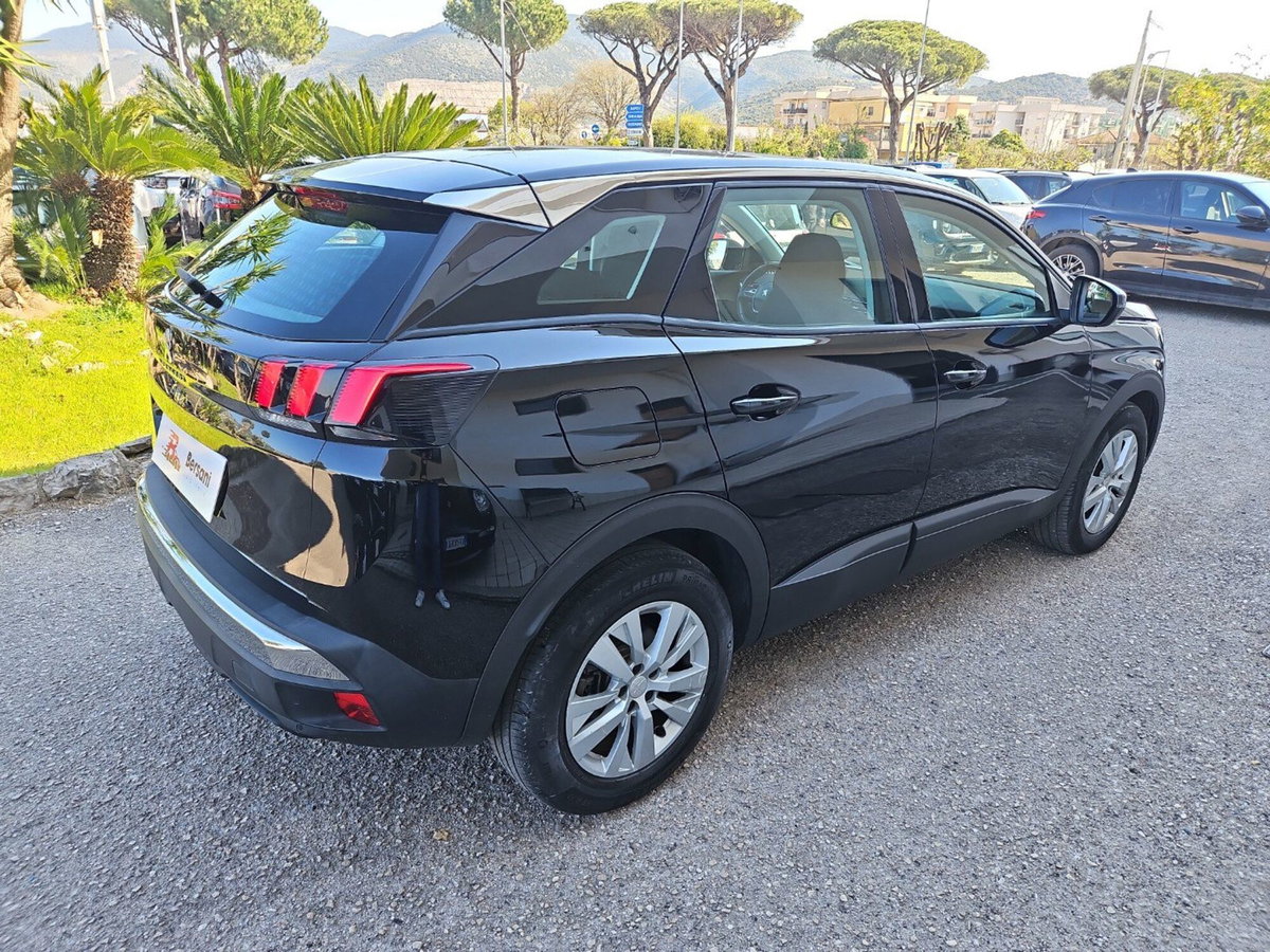 Peugeot 3008 BlueHDi 130 S&S Allure (6)