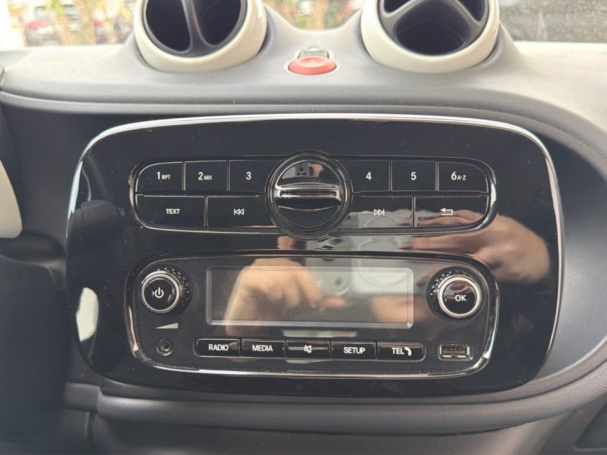 smart forfour forfour 70 1.0 Brabus Syle (13)