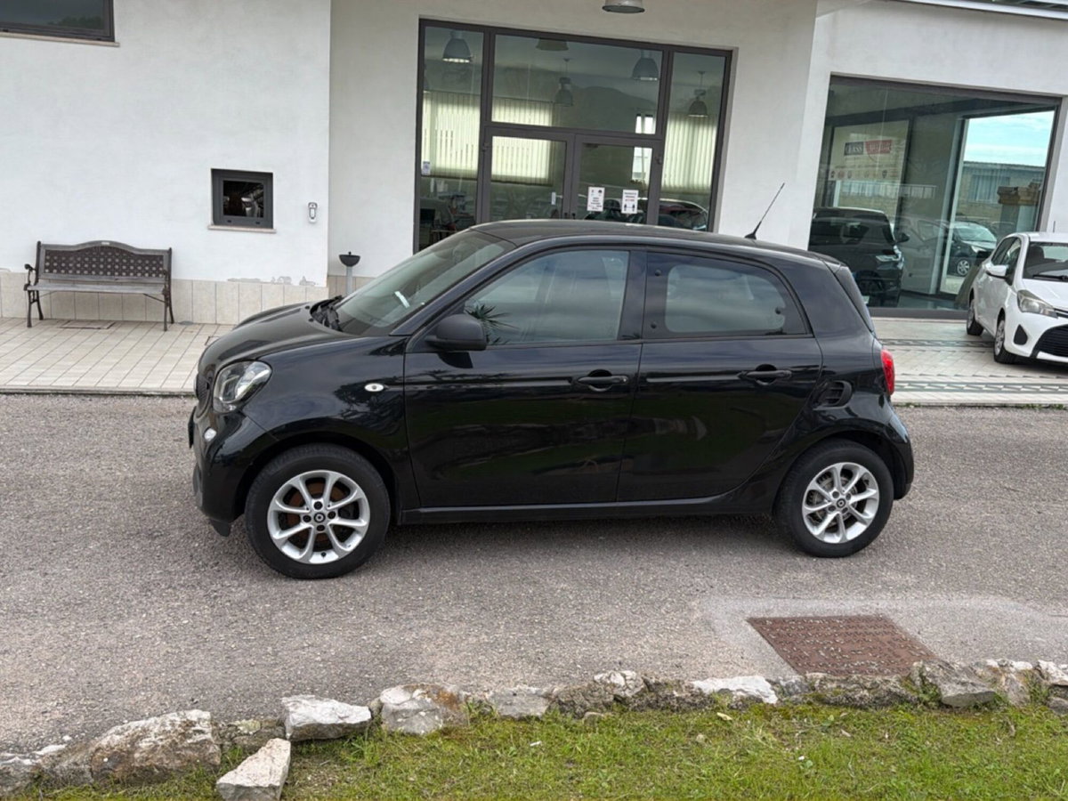 smart forfour forfour 70 1.0 Brabus Syle (2)
