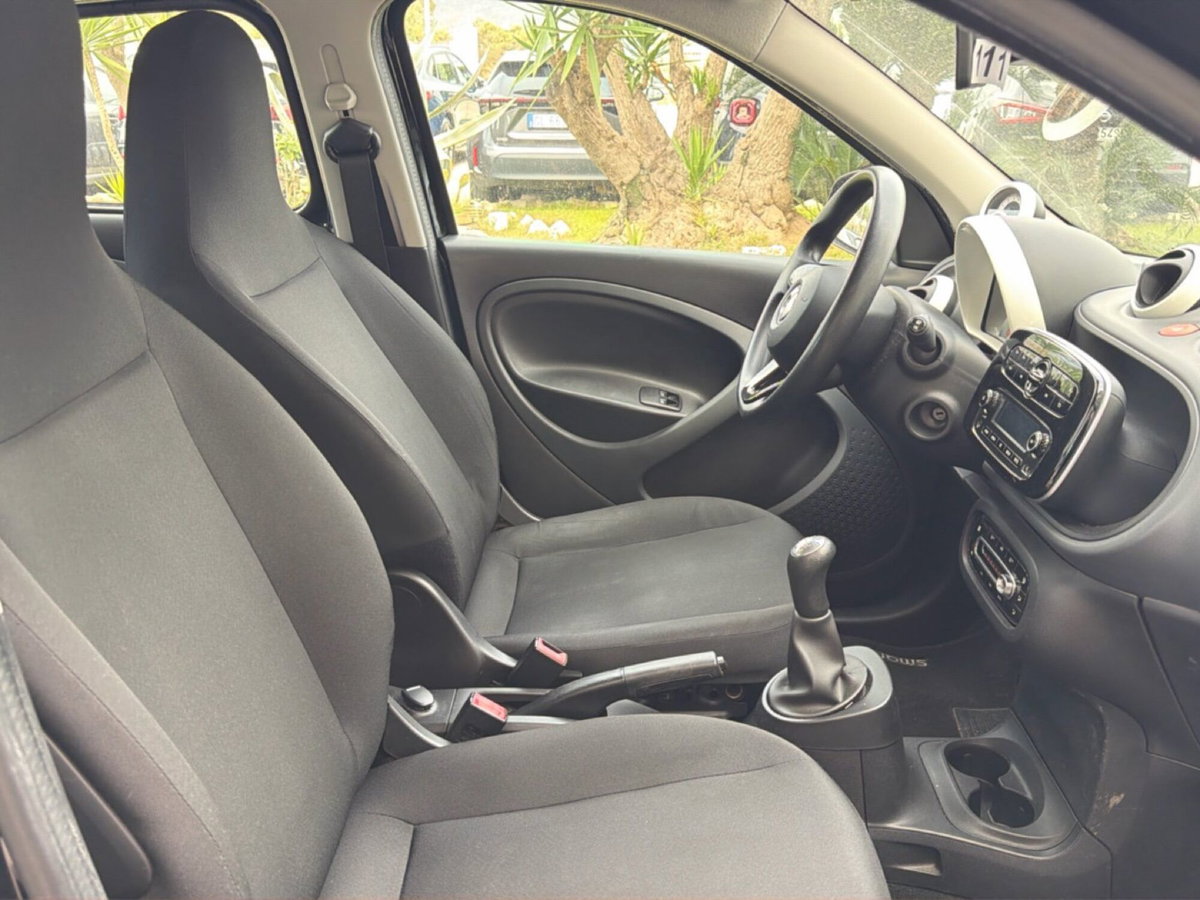 smart forfour forfour 70 1.0 Brabus Syle (9)