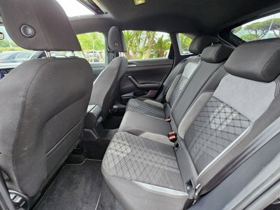 Volkswagen Taigo 1.0 TSI 110 CV DSG R-Line (8)