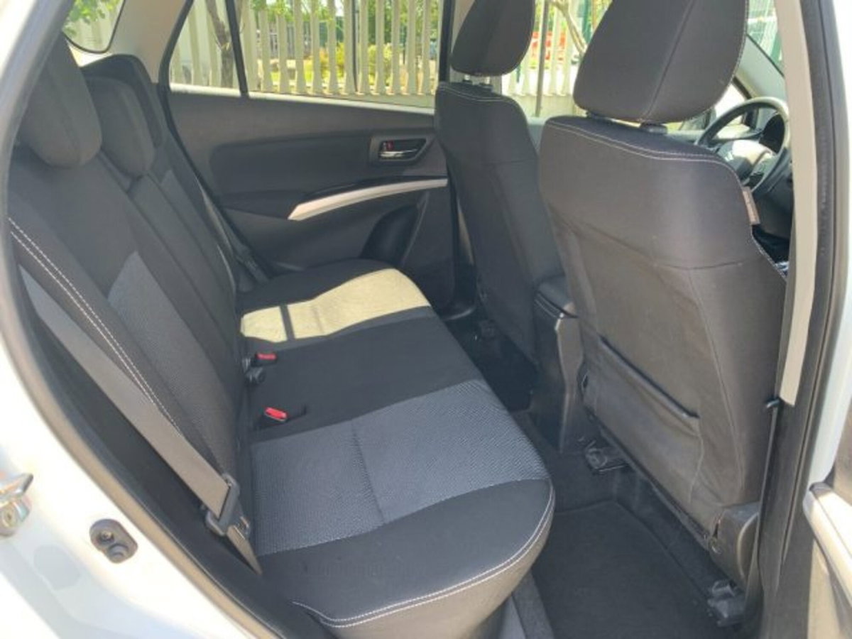 Suzuki S-Cross 1.6 DDiS Cool (11)