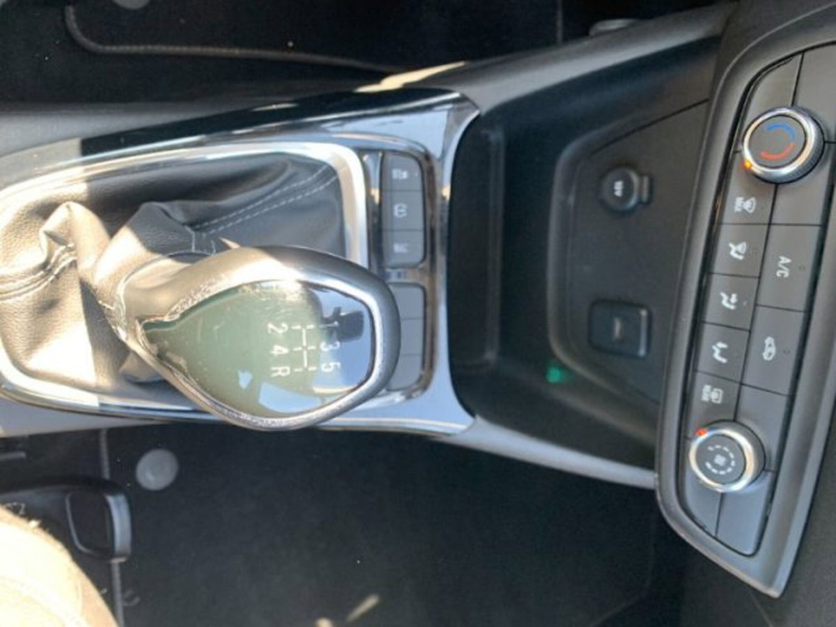 Opel Crossland X 1.2 12V (16)
