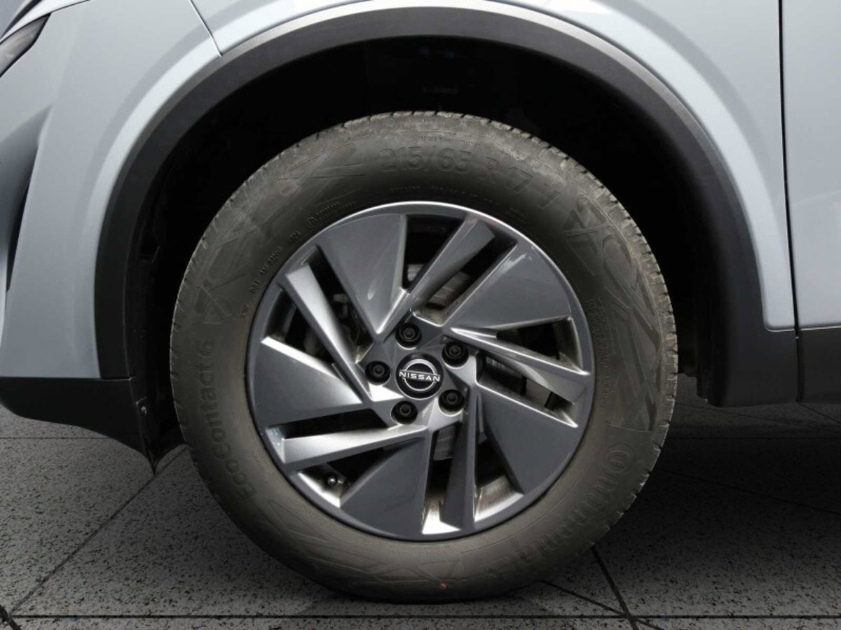 Nissan Qashqai 1.3 mhev Acenta 2wd 140cv (10)
