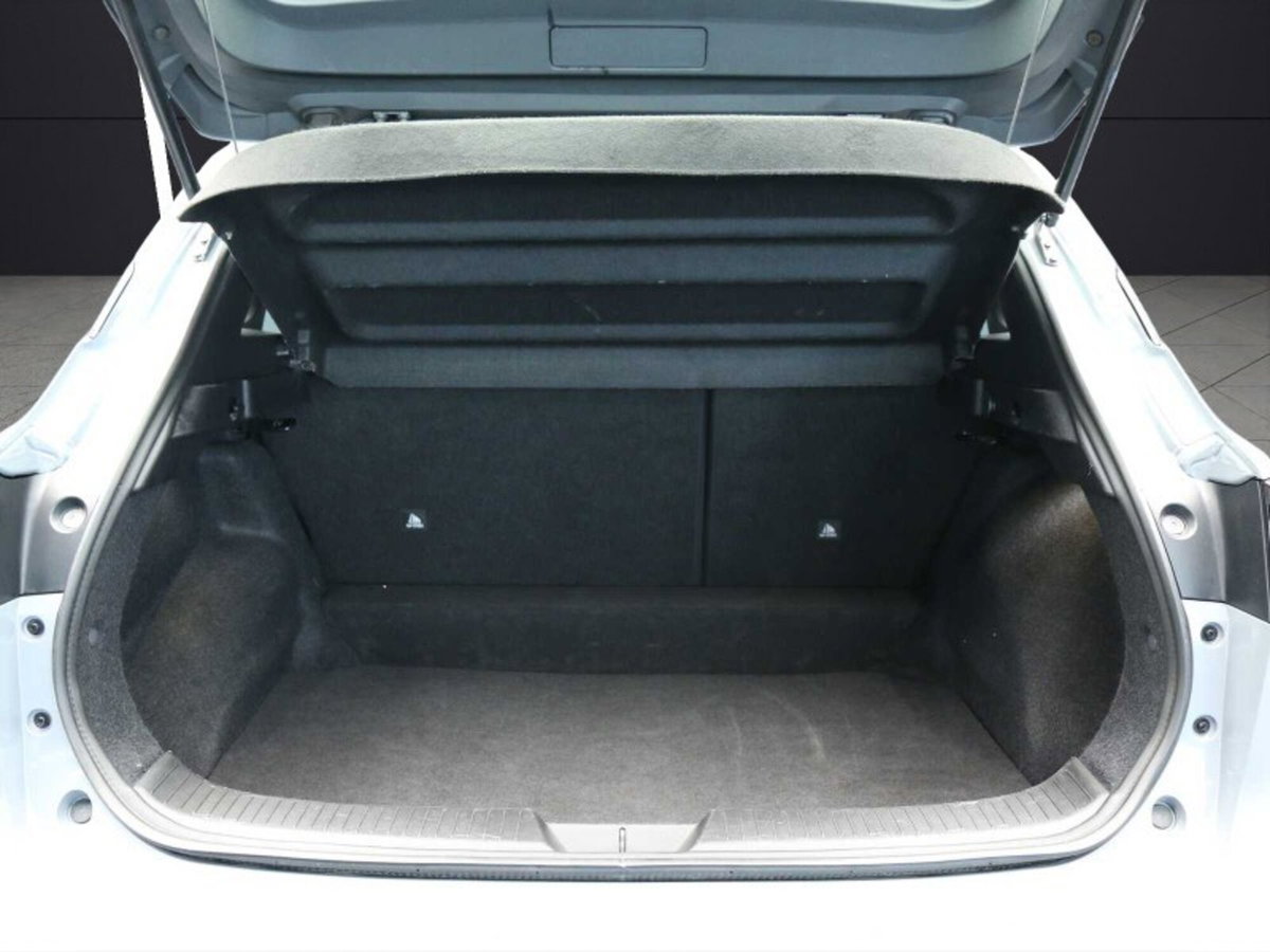 Nissan Qashqai 1.3 mhev Acenta 2wd 140cv (18)
