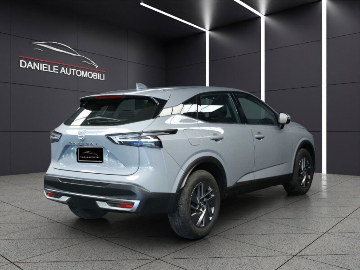 Nissan Qashqai 1.3 mhev Acenta 2wd 140cv (5)