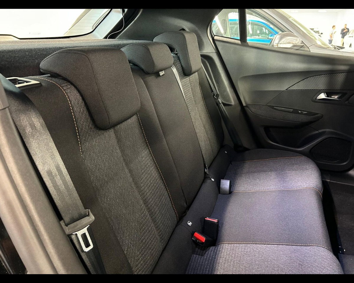 Peugeot 2008 1.2 turbo Style 100cv (12)