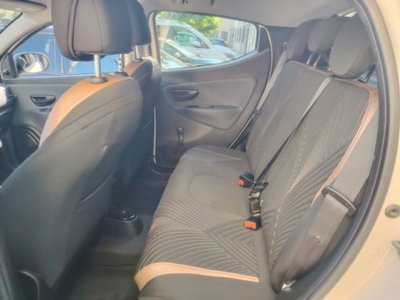 Lancia Ypsilon 1.2 69 CV 5 porte GPL Alberta Ferretti (13)