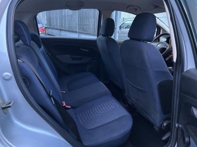 Fiat Grande Punto 1.2 5 porte (8)