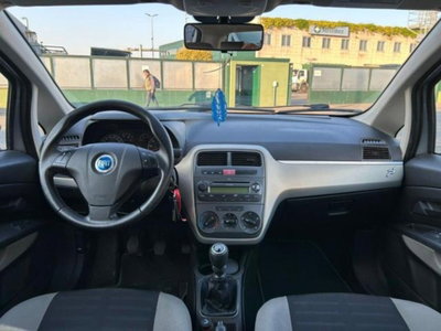 Fiat Grande Punto 1.2 5 porte (10)