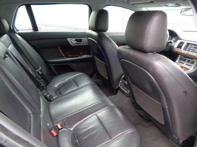 Jaguar XF Sportbrake 2.2 D 200 CV Premium Luxury (8)