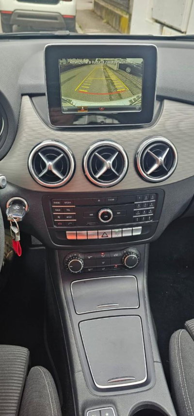 Mercedes-Benz Classe B 160 d Automatic Executive (14)