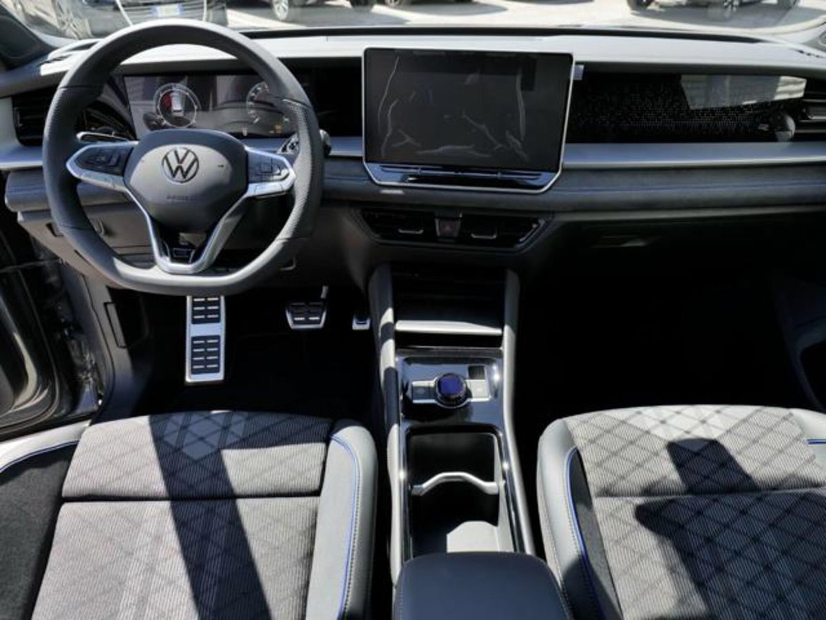 Volkswagen Tayron 2.0 tdi R-Line 150cv dsg 7p.ti (8)