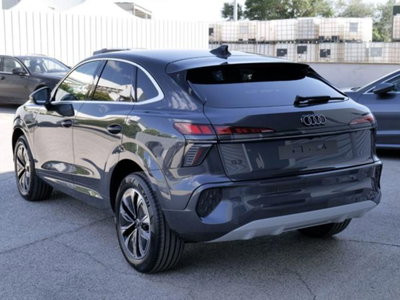 Audi Q3 Sportback 1.5 e-hybrid Business 272cv stronic (3)