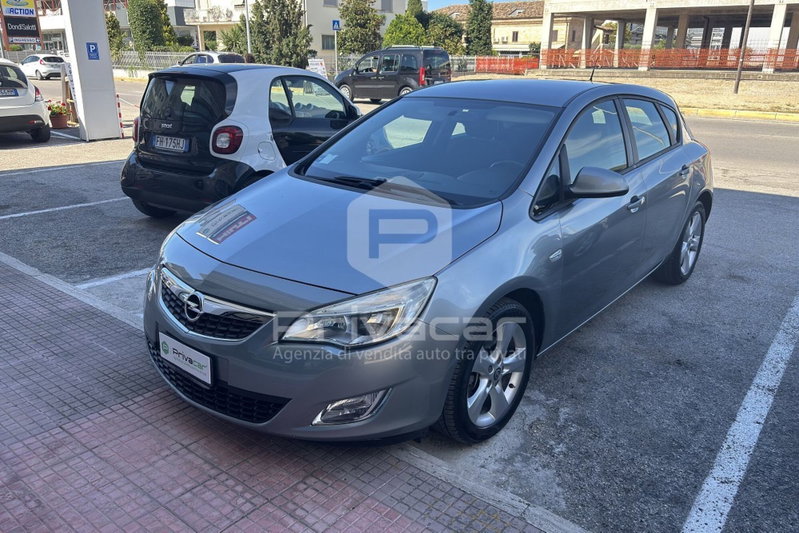 Opel Astra 1.7 CDTI 110CV 5 porte Cosmo