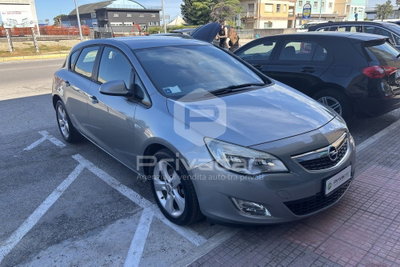 Opel Astra 1.7 CDTI 110CV 5 porte Cosmo (3)