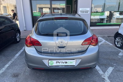 Opel Astra 1.7 CDTI 110CV 5 porte Cosmo (6)
