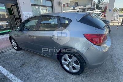 Opel Astra 1.7 CDTI 110CV 5 porte Cosmo (8)