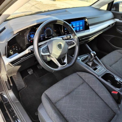 Volkswagen Golf 2.0 TDI SCR Life (5)