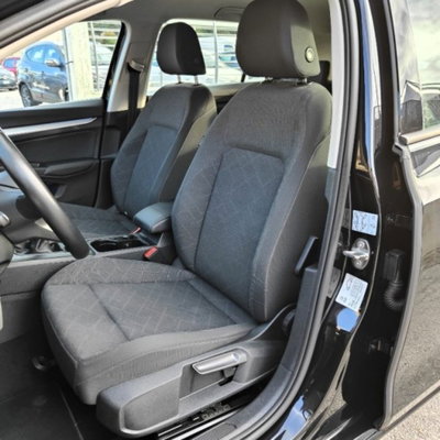 Volkswagen Golf 2.0 TDI SCR Life (6)