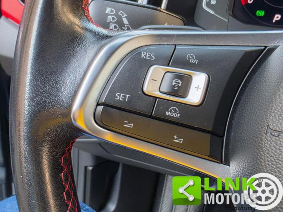 Volkswagen Polo 2.0 TSI DSG GTI BlueMotion Technology (10)
