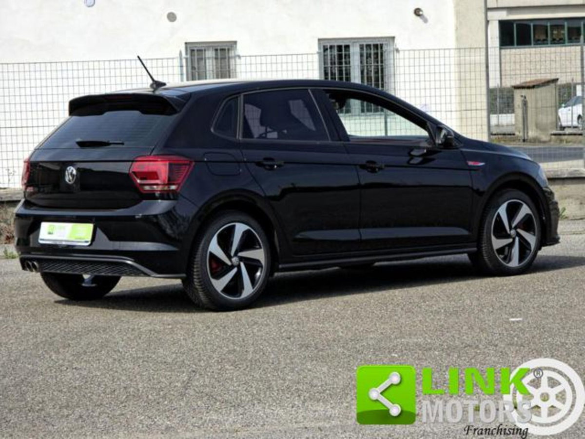 Volkswagen Polo 2.0 TSI DSG GTI BlueMotion Technology (8)