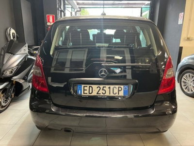 Mercedes-Benz Classe A 160 BlueEFFICIENCY Elegance (4)