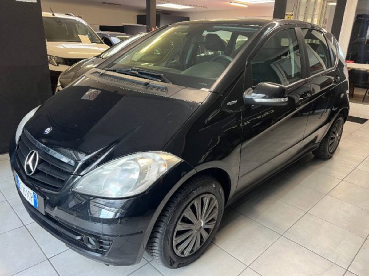 Mercedes-Benz Classe A 160 BlueEFFICIENCY Elegance (6)