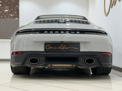 Porsche 911 Cabrio 3.0 Carrera T 394cv (18)