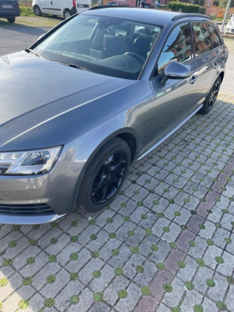 Audi A4 Avant 2.0 TDI 150 CV ultra S tronic