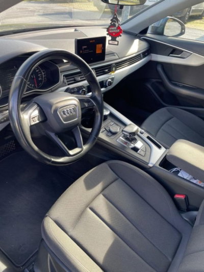 Audi A4 Avant 2.0 TDI 150 CV ultra S tronic (10)