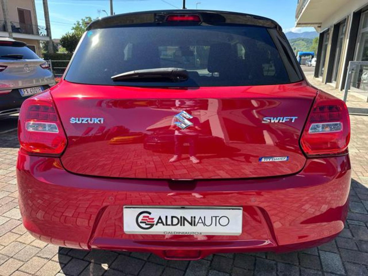 Suzuki Swift 1.2h Top 2wd (13)