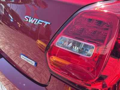 Suzuki Swift 1.2h Top 2wd (15)