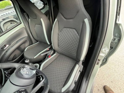 Toyota Aygo X 1.0 VVT-i 72 CV 5 porte Limited Air (9)