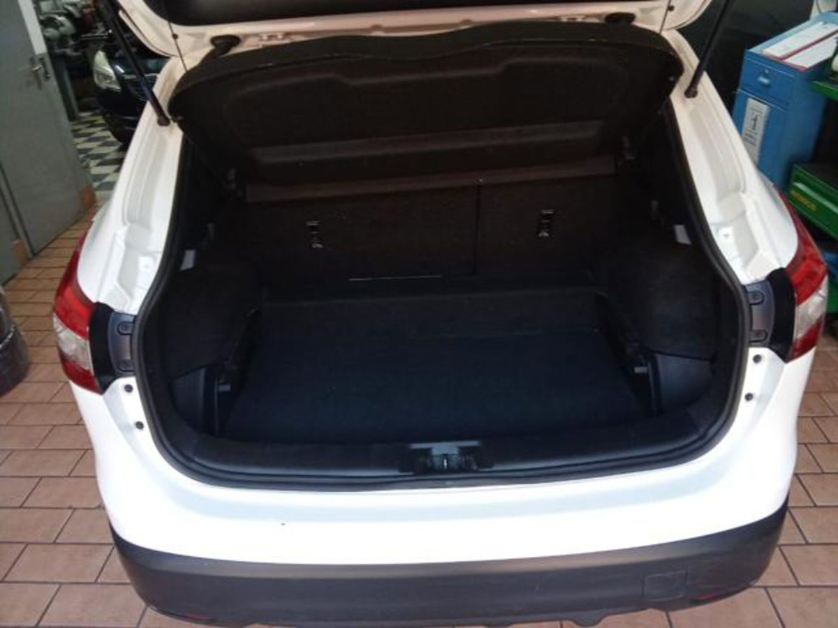 Nissan Qashqai 1.5 dCi Acenta (15)