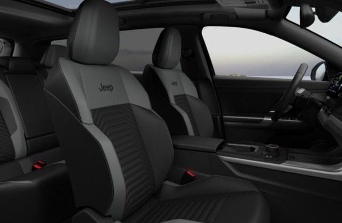 Jeep Compass 1.2 turbo e-hybrid mhev First Edition fwd 145cv edct6 (3)