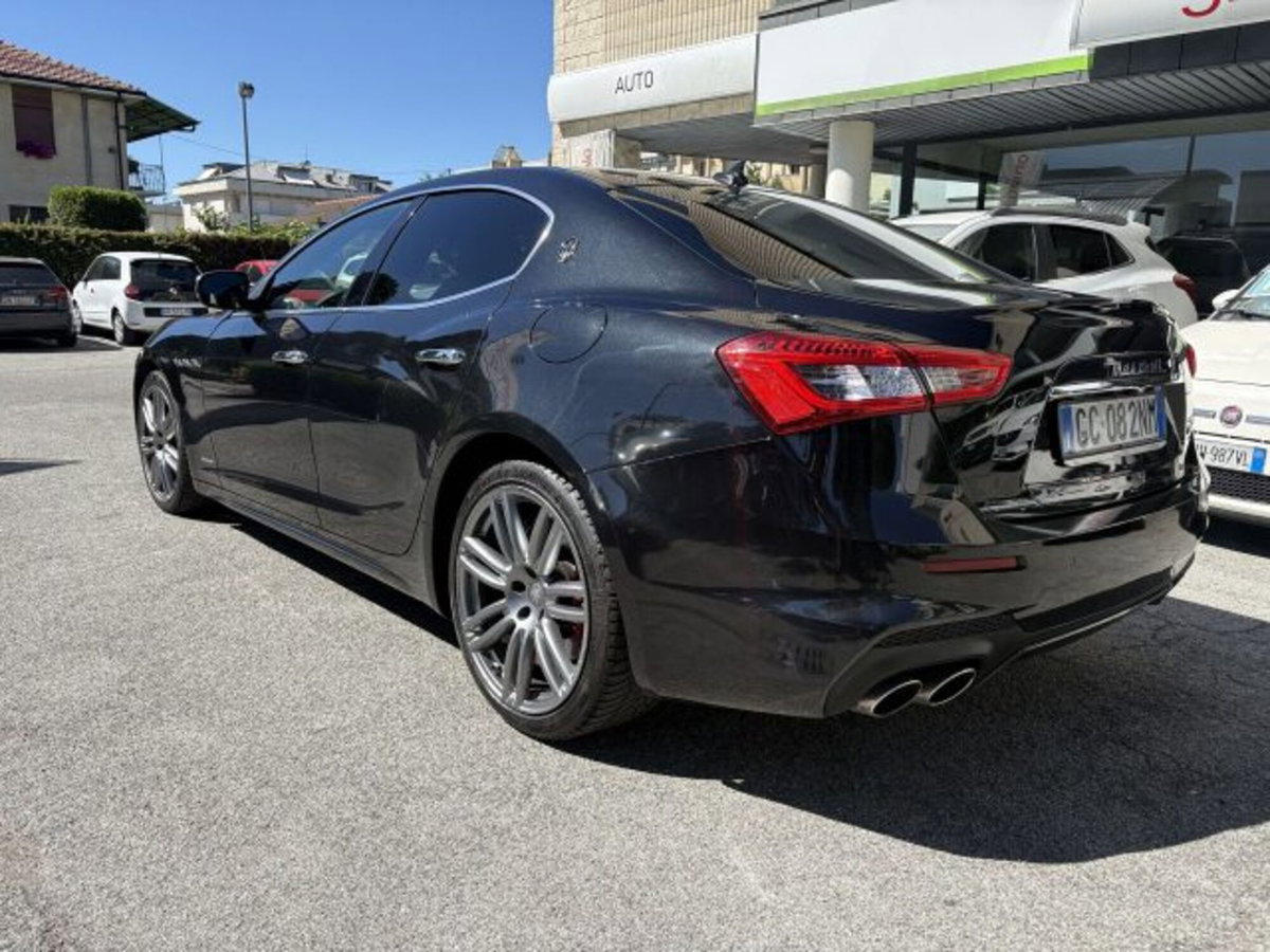 Maserati Ghibli Ghibli V6 Diesel Gransport (3)