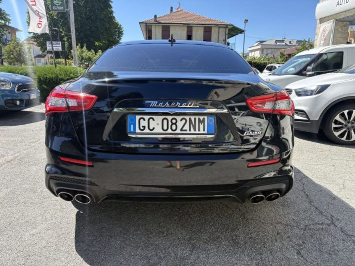 Maserati Ghibli Ghibli V6 Diesel Gransport (4)