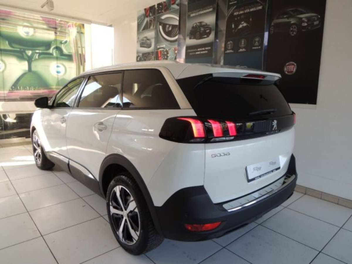 Peugeot 5008 1.5 bluehdi Allure Pack s&s 130cv eat8 (4)