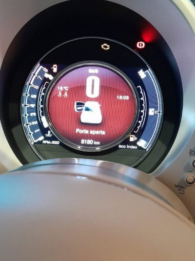 Fiat 500 1.0 Hybrid Club (12)