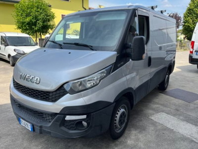 Iveco Daily Furgone 33S11V 2.3 HPT PC-TN Furgone usato