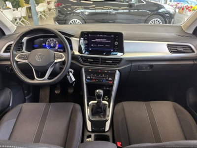 Volkswagen T-Roc 1.0 tsi Edition 110cv (10)