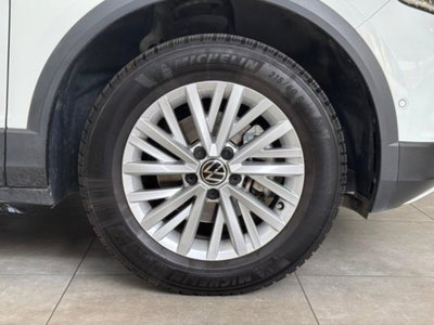 Volkswagen T-Roc 1.0 tsi Edition 110cv (7)