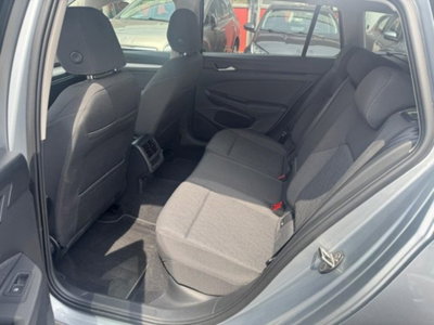 Volkswagen Golf Variant 2.0 tdi Edition 150cv dsg (16)