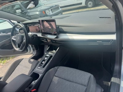 Volkswagen Golf Variant 2.0 tdi Edition 150cv dsg (19)